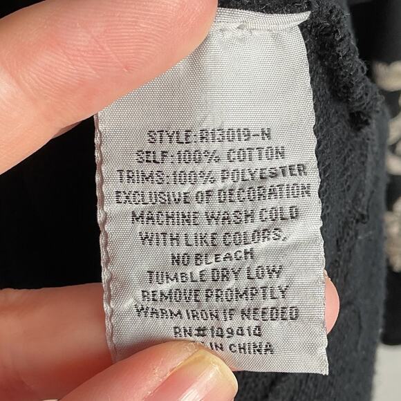 Johnny Was Long Angeles Floral Embroidered Pullover Hoodie Black - Picture 9 of 12